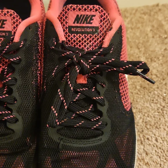 Nike Women's Revolution 3 Sneakers - Picture 3 of 7